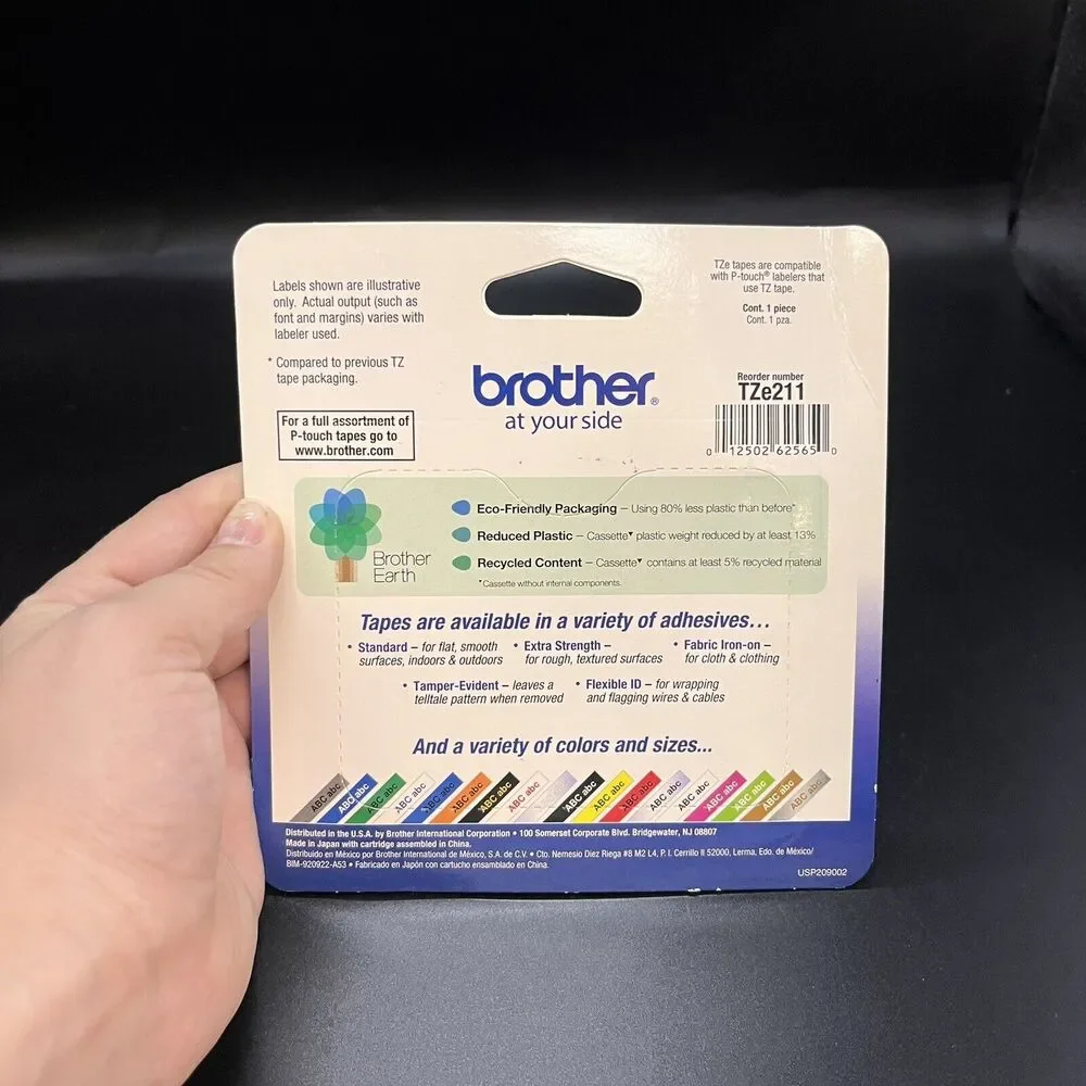 Brother P-Touch PT-1090BK Handheld Label Maker Office No Cable With Extra Tapes